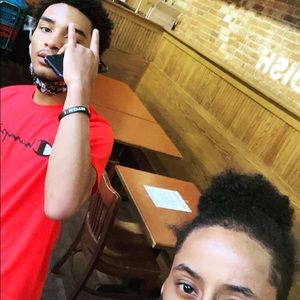 Meet your Posher, Cam